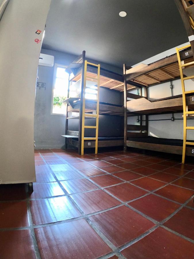 World Hostel - Canasvieiras フロリアノポリス エクステリア 写真